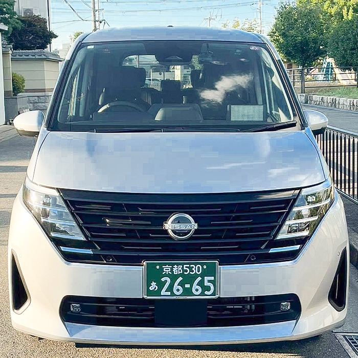 野田タクシーの車を正面から撮影した画像